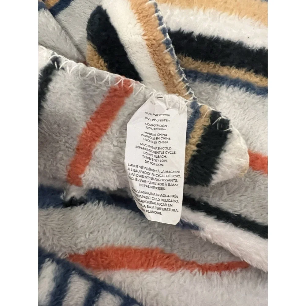 Pendleton Sherpa Fleece Aztec Queen Blanket 70